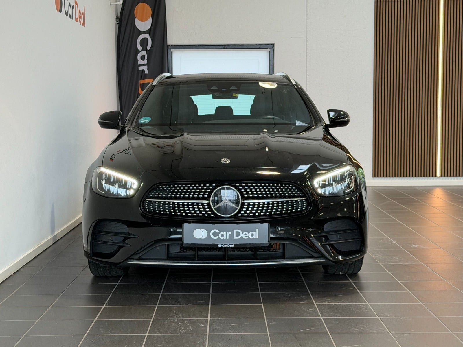 Sort Mercedes E300 e fra 2022