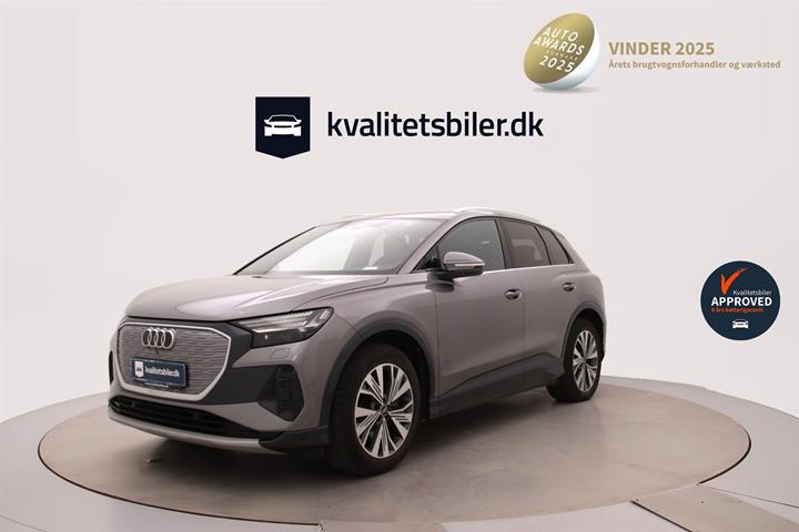 Grå Audi Q4 fra 2022