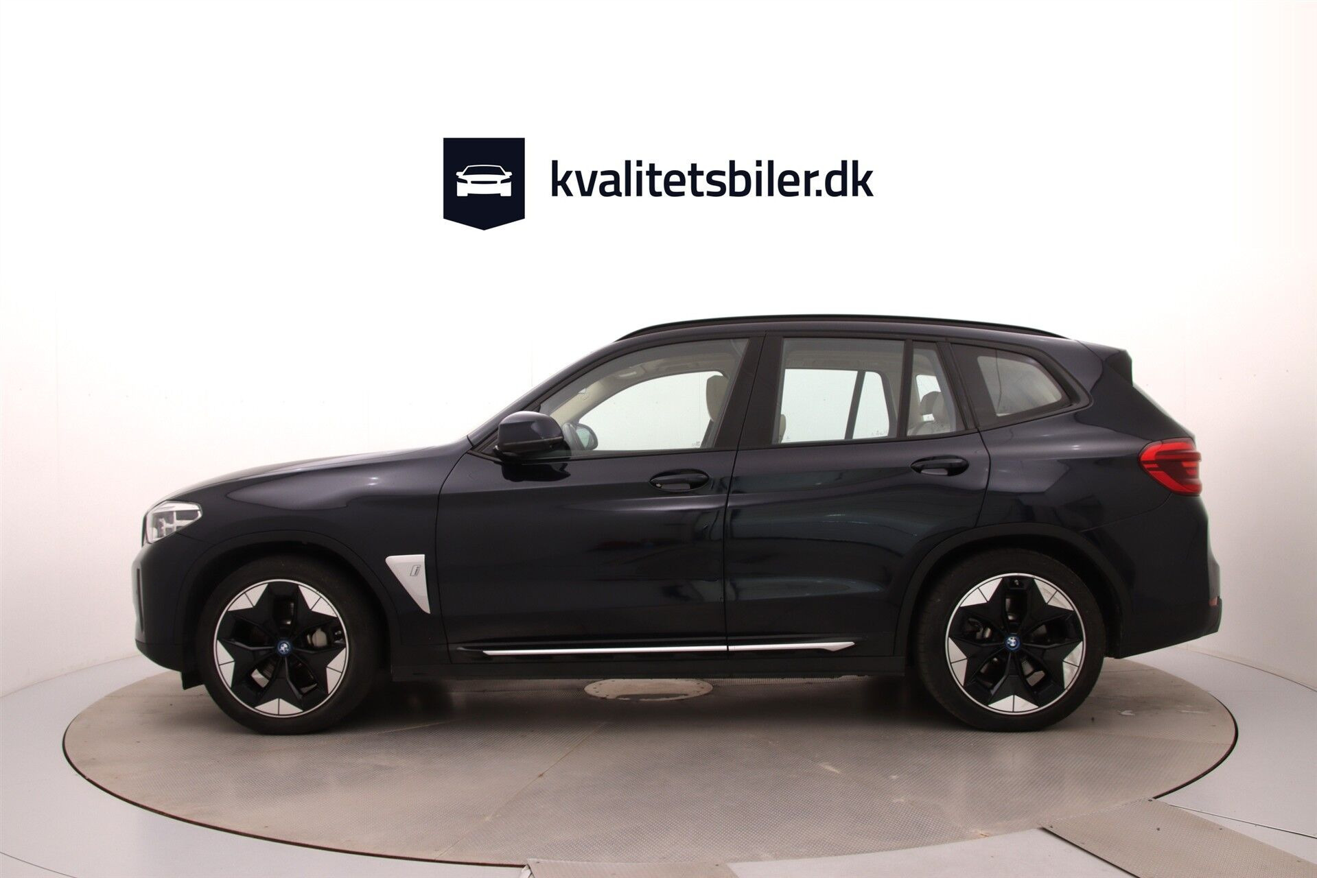 Sort BMW iX3 fra 2021