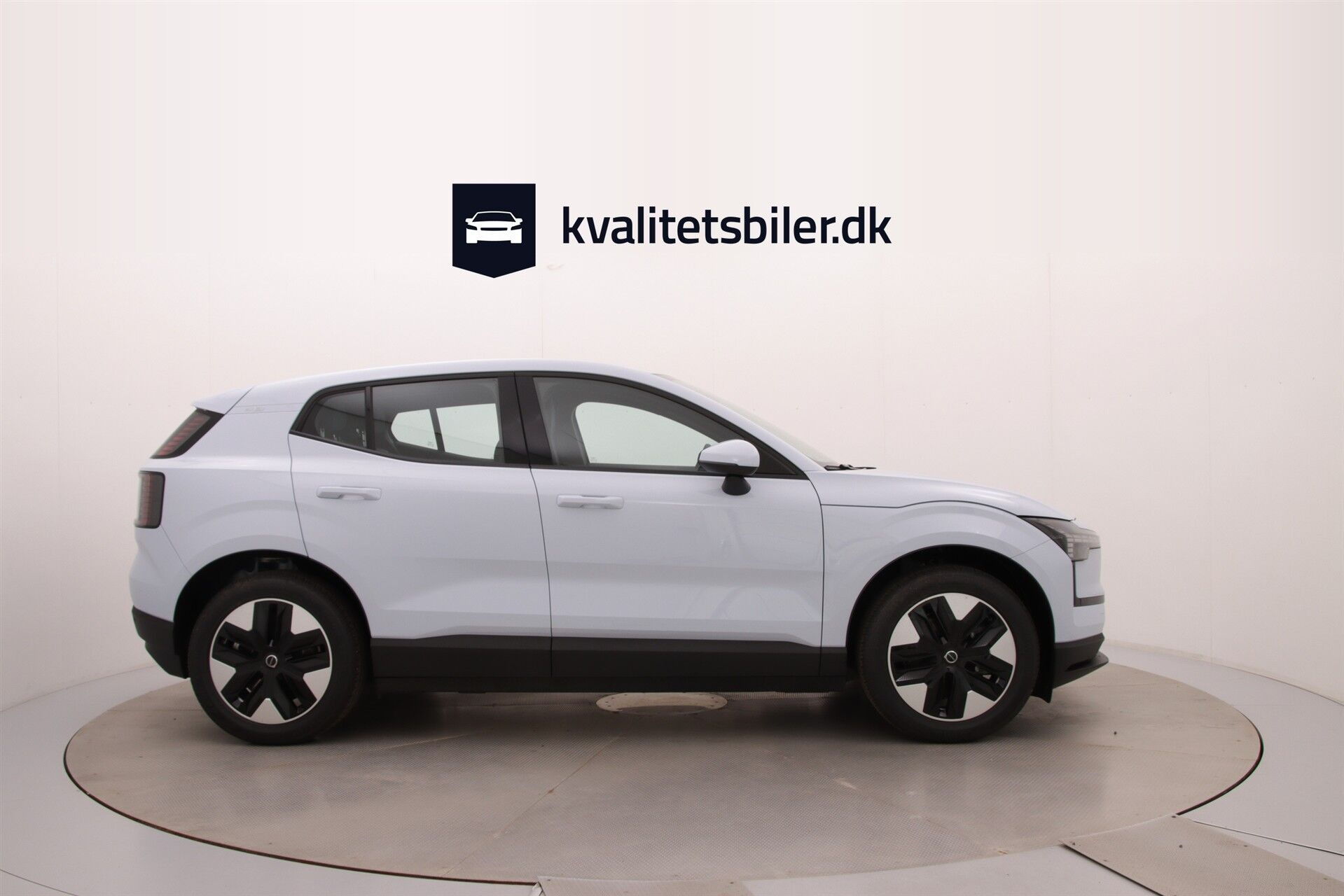 Blå Volvo EX30 fra 2024