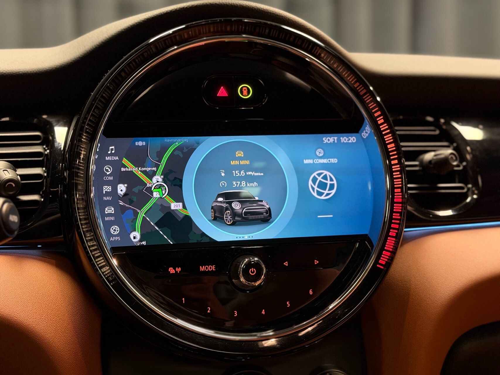 Sølv Mini Cooper fra 2023