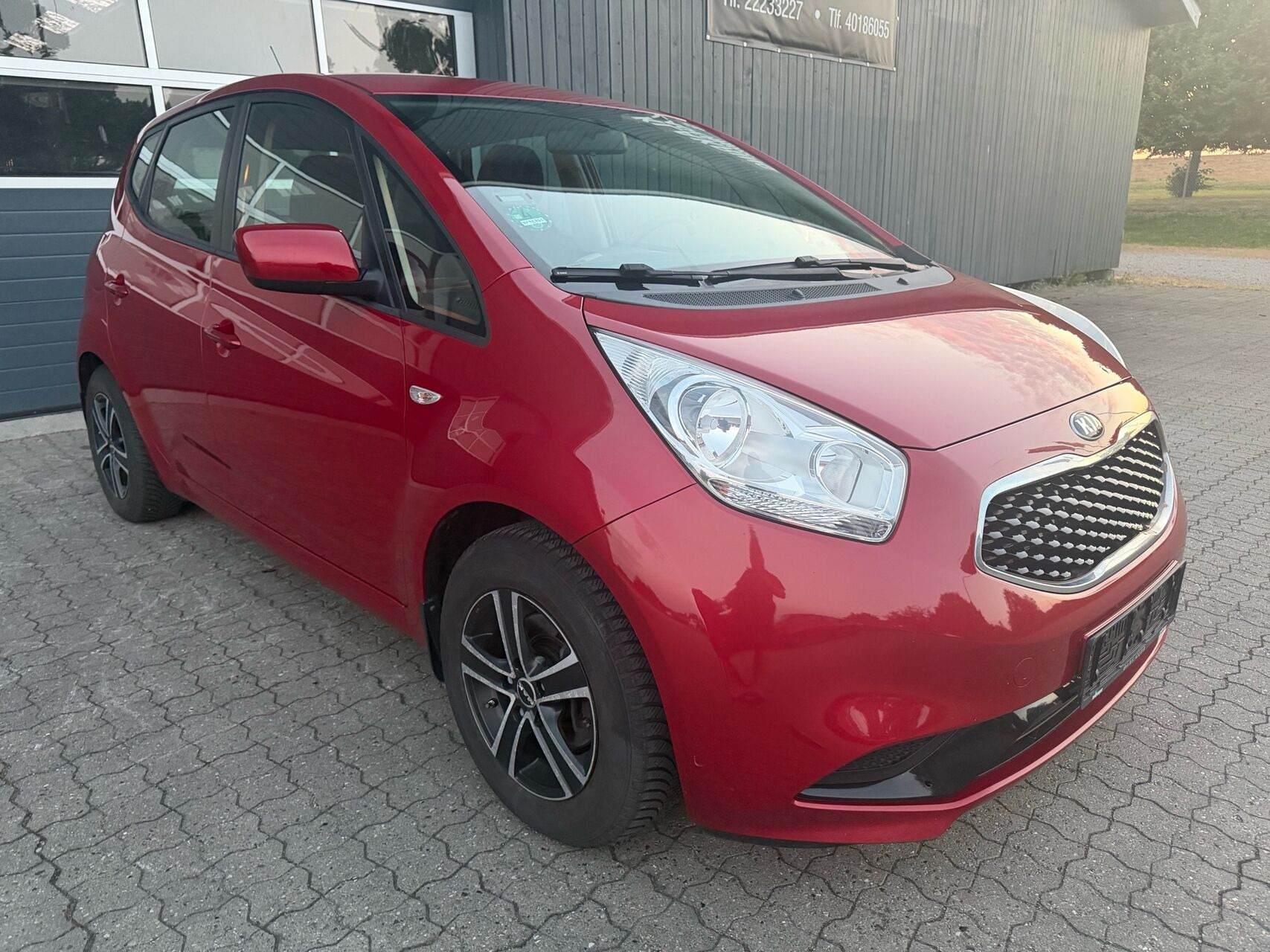 Rød Kia Venga fra 2015