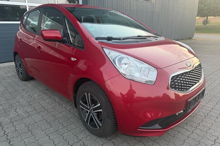 Rød Kia Venga fra 2015