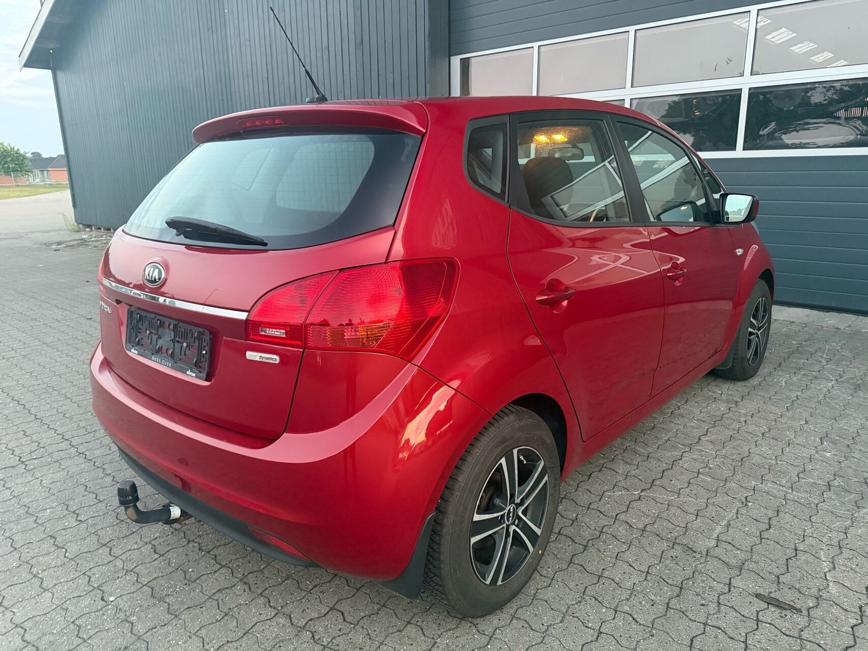 Rød Kia Venga fra 2015