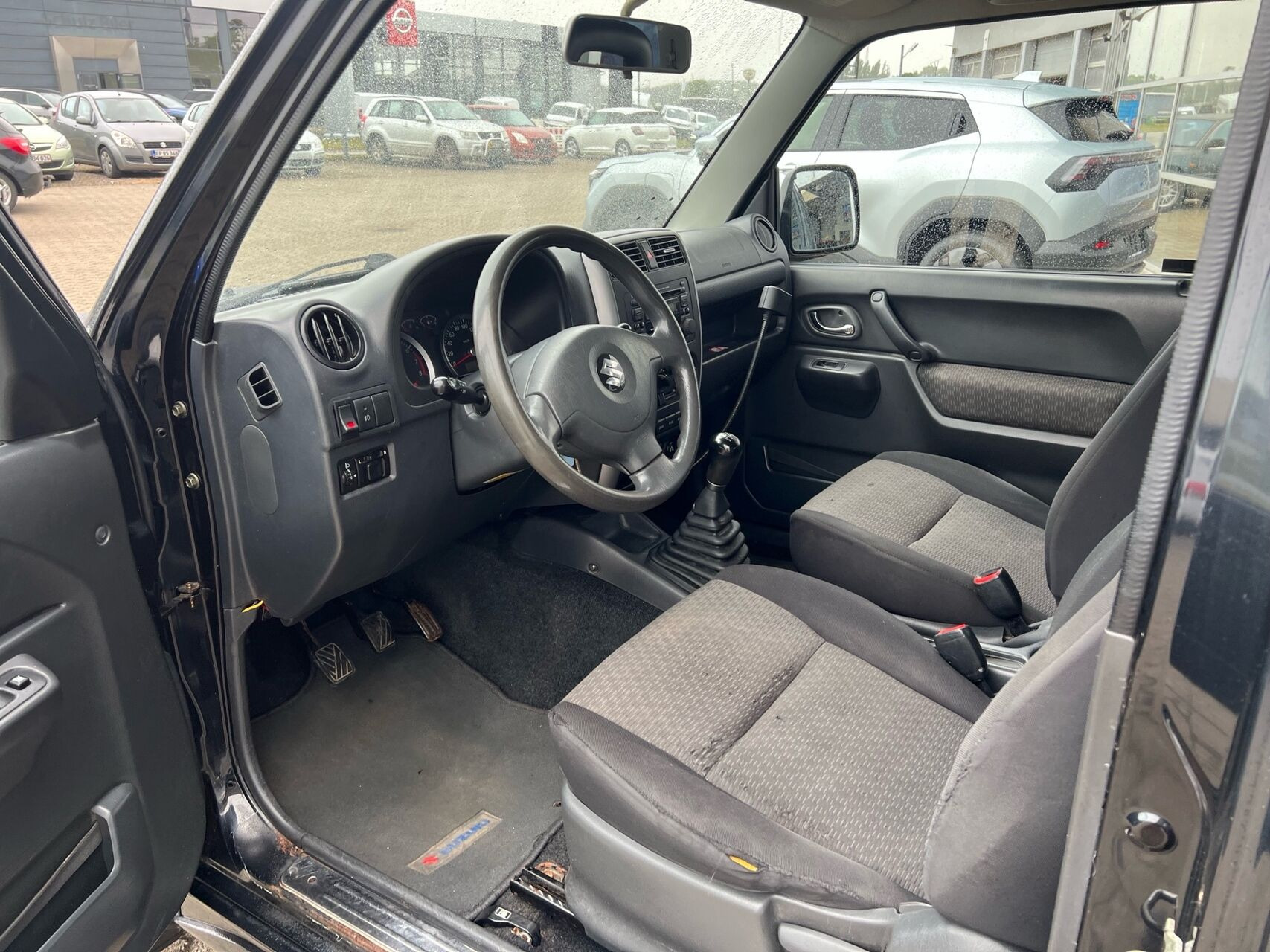 Sort Suzuki Jimny fra 2006