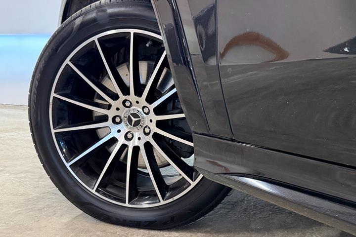 Sort Mercedes GLE350 de fra 2021