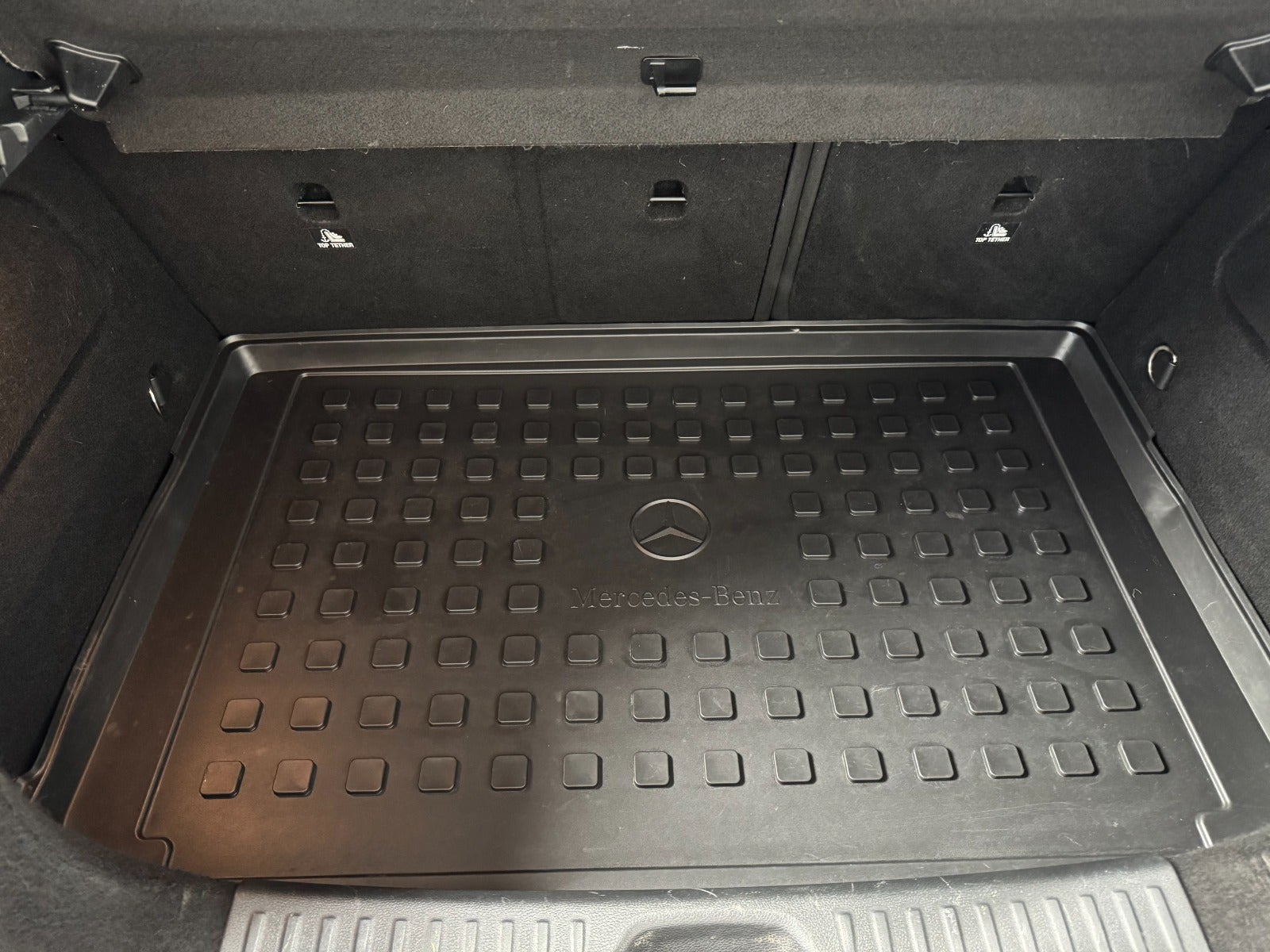 Sort Mercedes A200 fra 2017