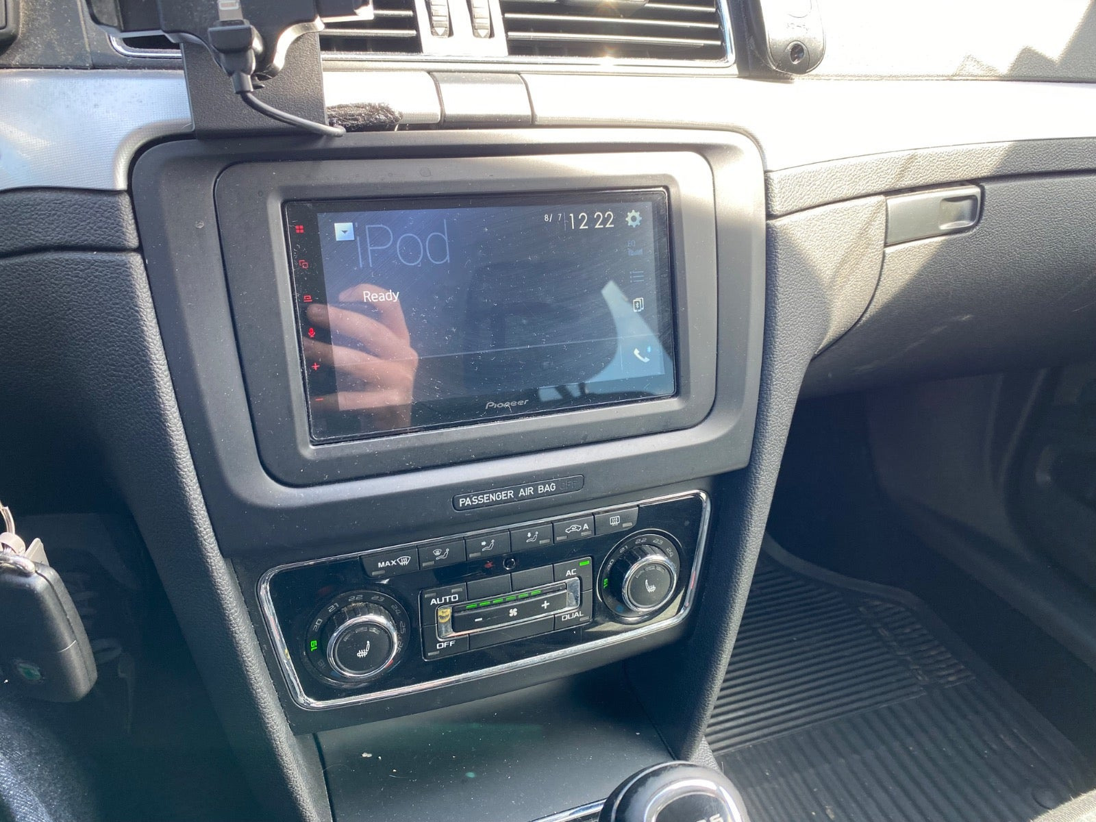 Hvid Skoda Superb fra 2011