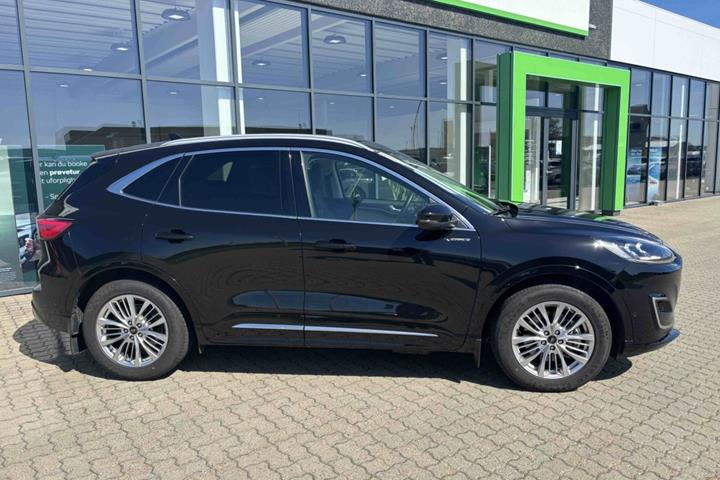 Sort Ford Kuga fra 2021