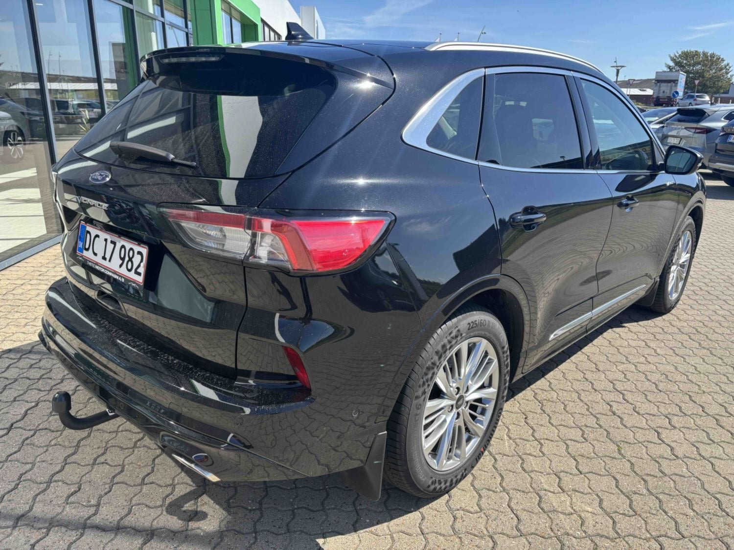Sort Ford Kuga fra 2021
