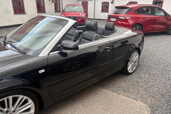 Sort Audi A4 fra 2008
