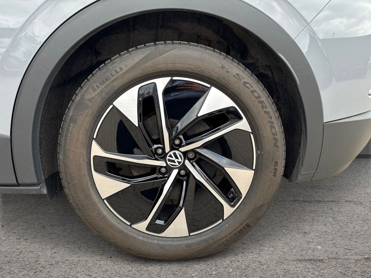 Grå VW ID.4 fra 2023