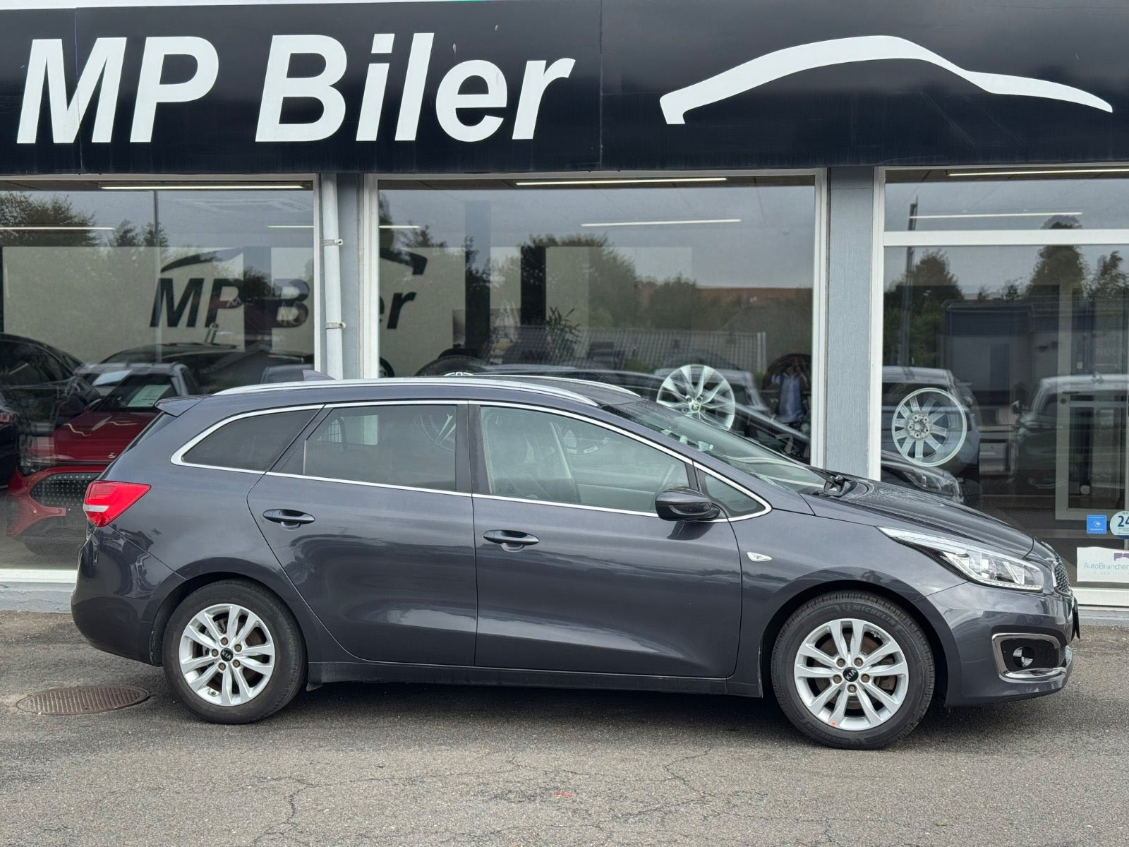 Sort Kia Ceed fra 2017