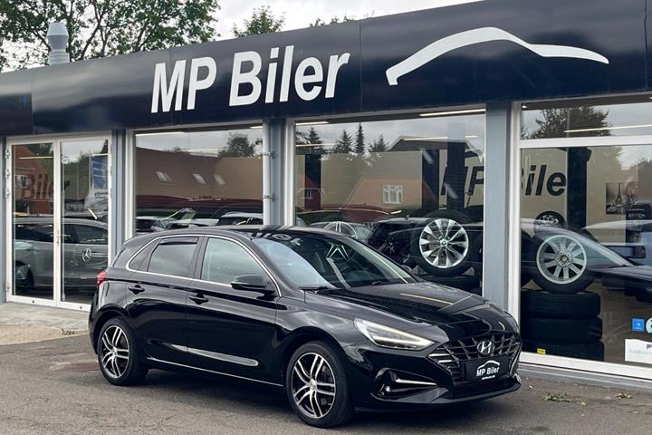 Sort Hyundai i30 fra 2021