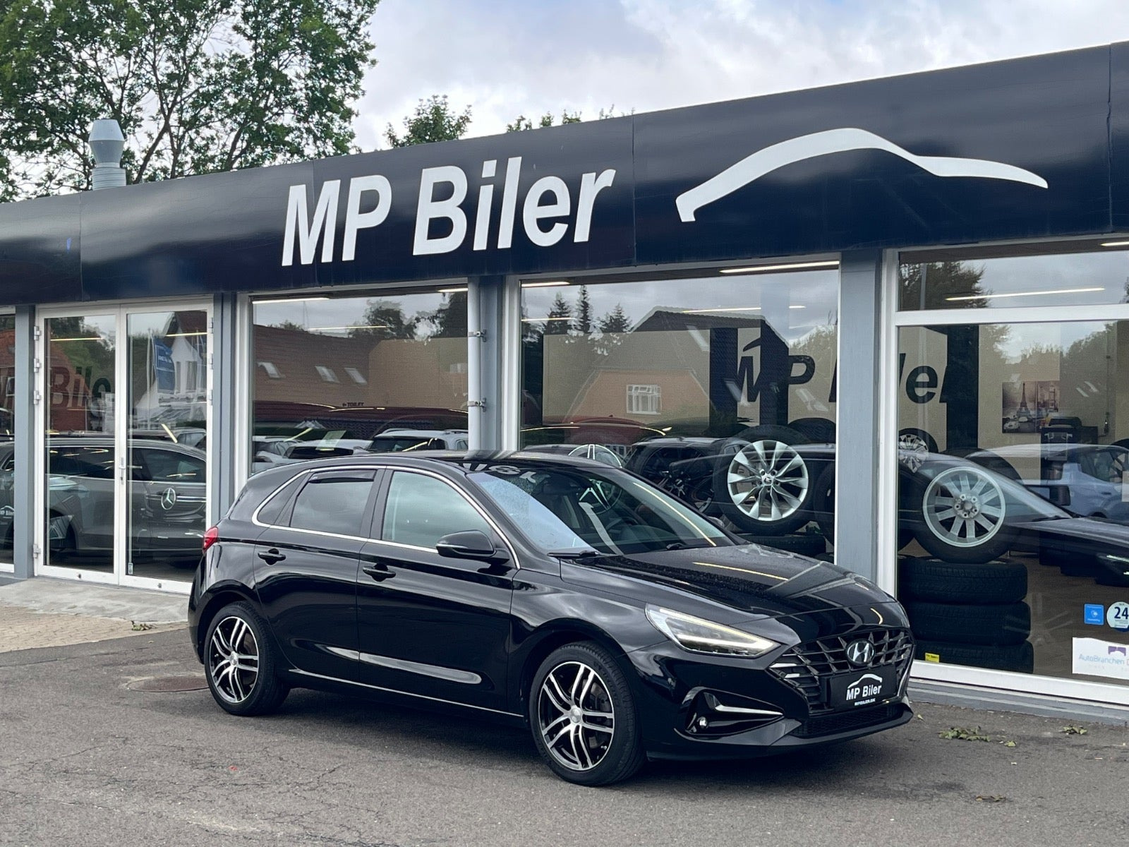 Sort Hyundai i30 fra 2021