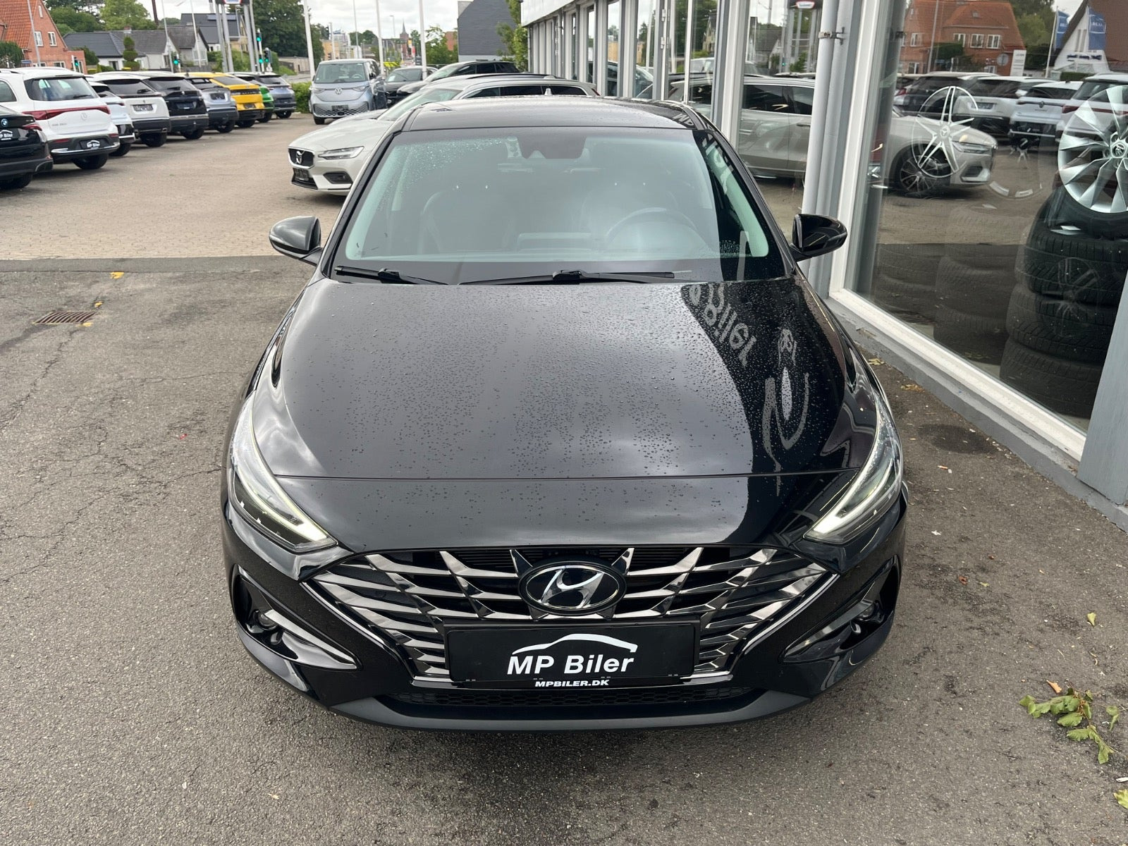 Sort Hyundai i30 fra 2021