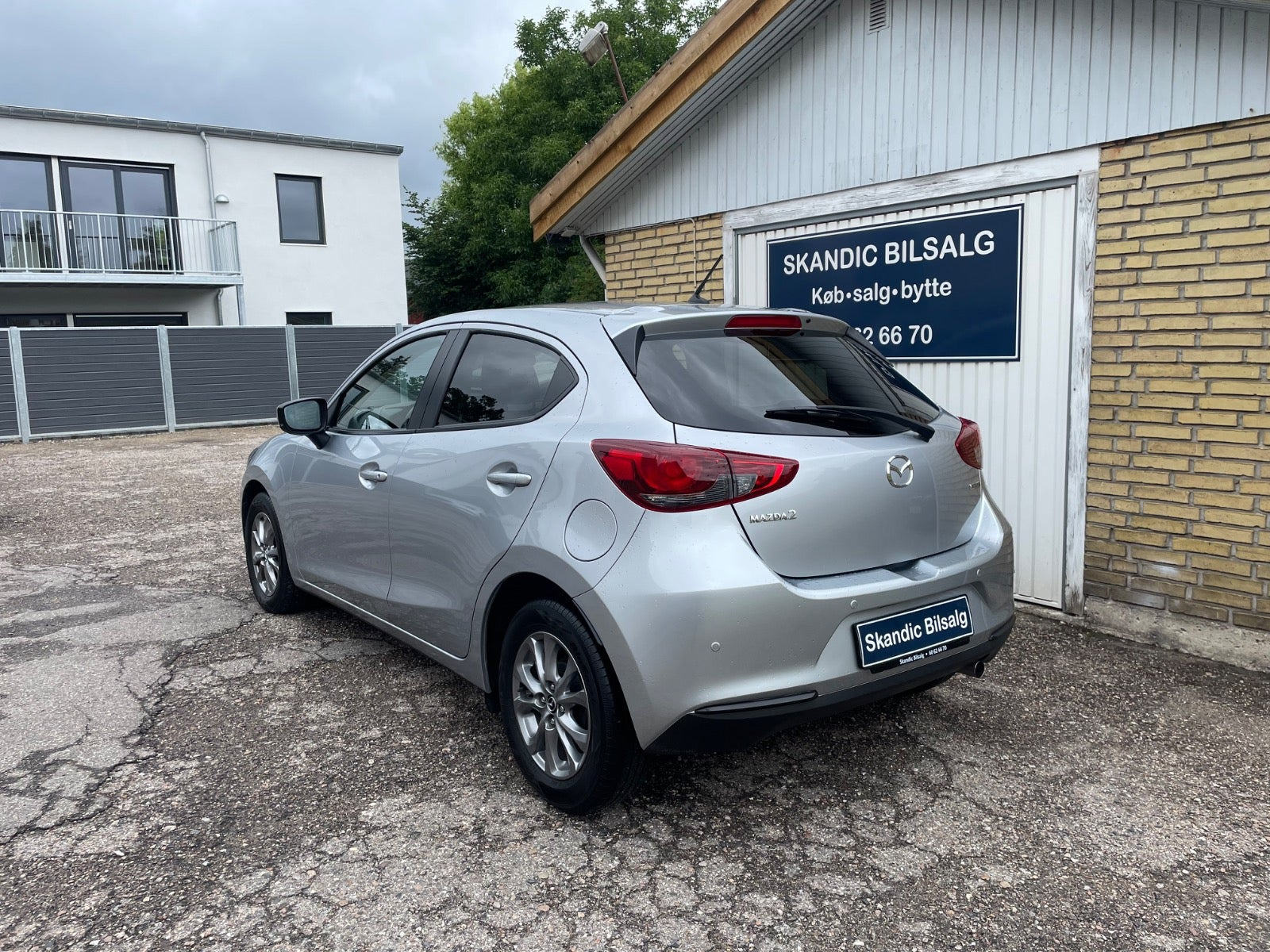 Sølv Mazda 2 fra 2022