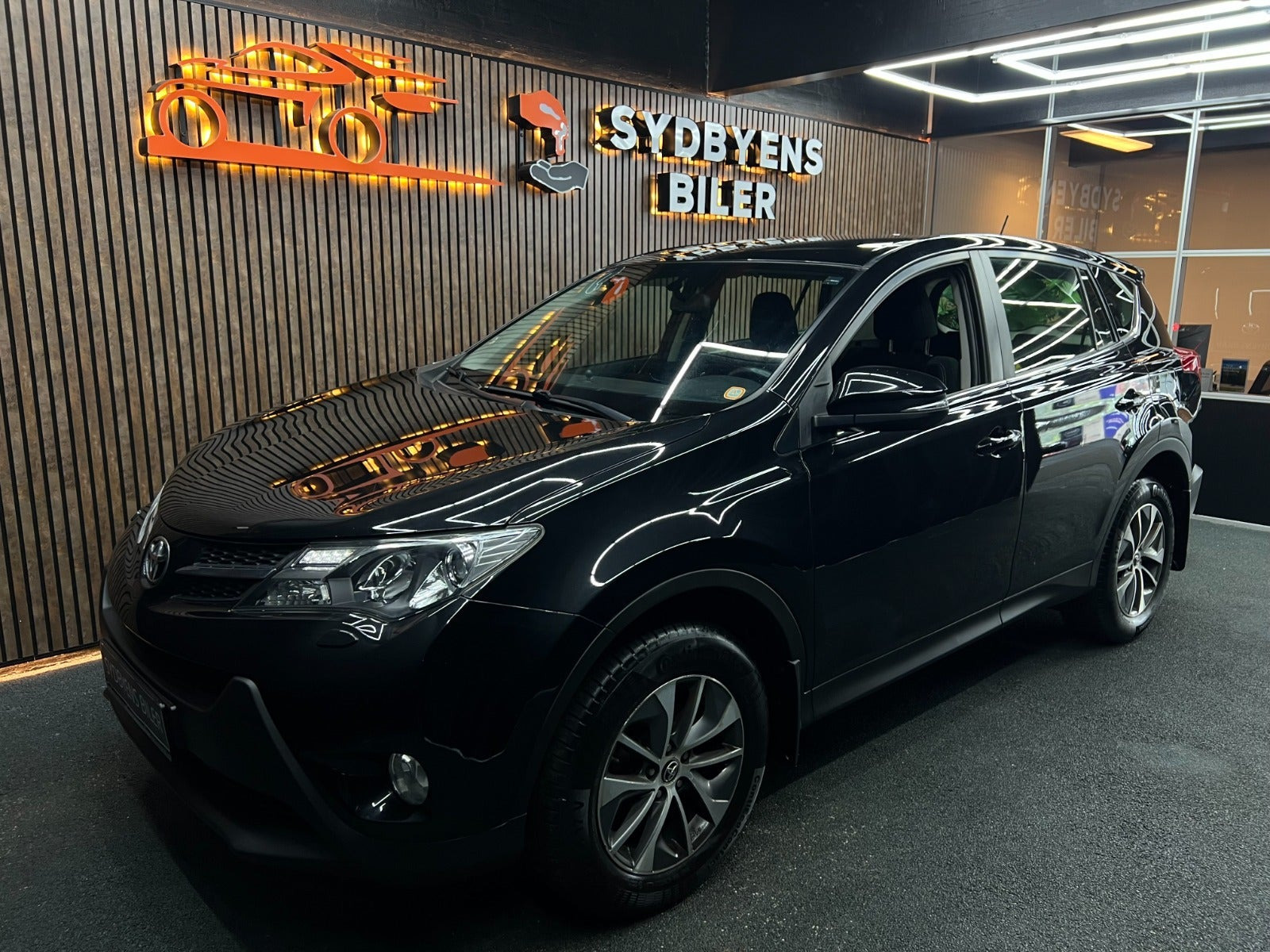 Toyota RAV4 2,0 D-4D T2+