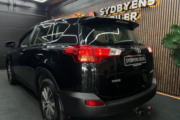 undefined Toyota RAV4 fra 2015