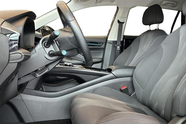 Sort MG MG5 fra 2024