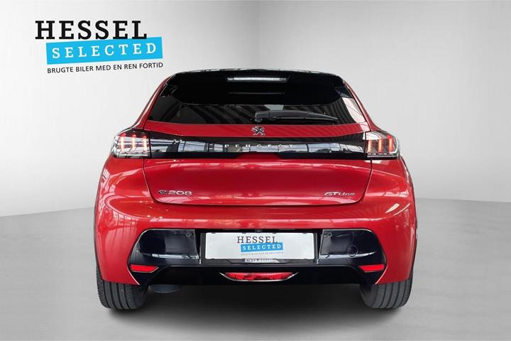 Rød Peugeot e-208 fra 2020