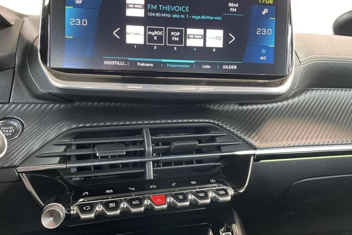 Rød Peugeot e-208 fra 2020
