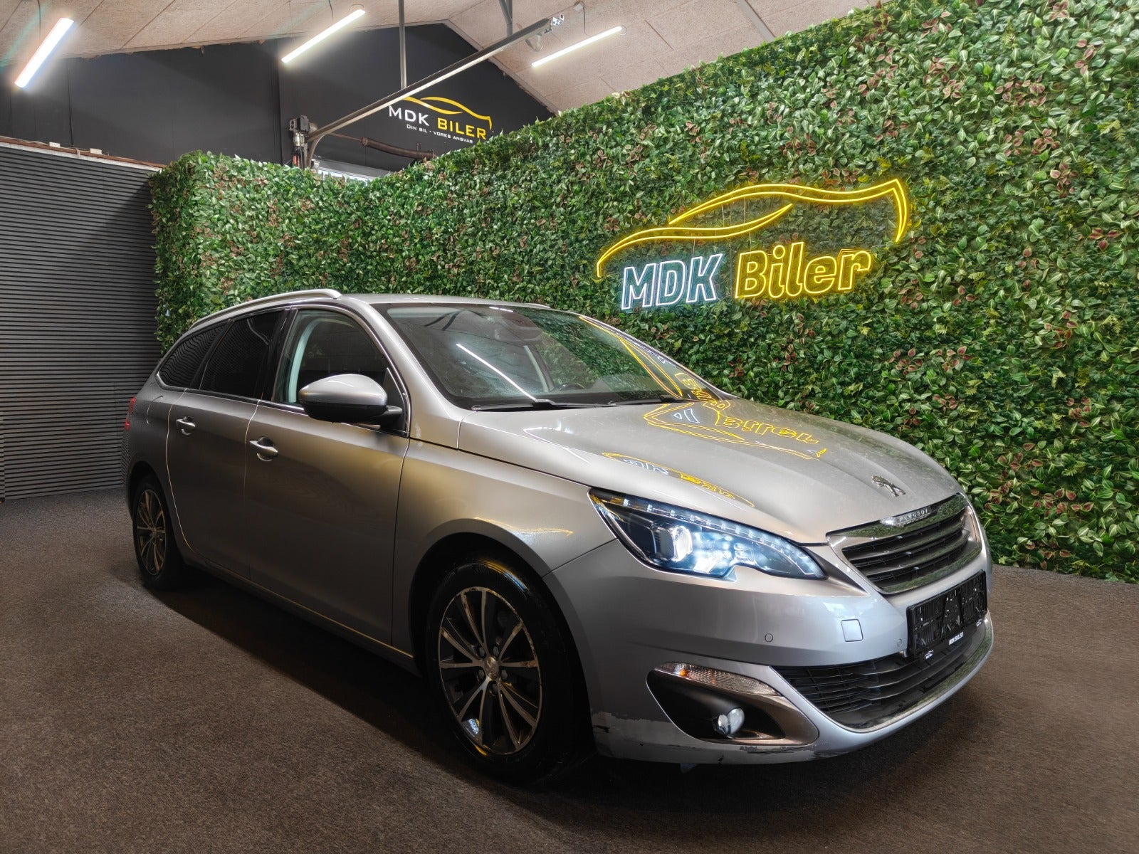 Peugeot 308 1,6 BlueHDi 120 Allure SE SW