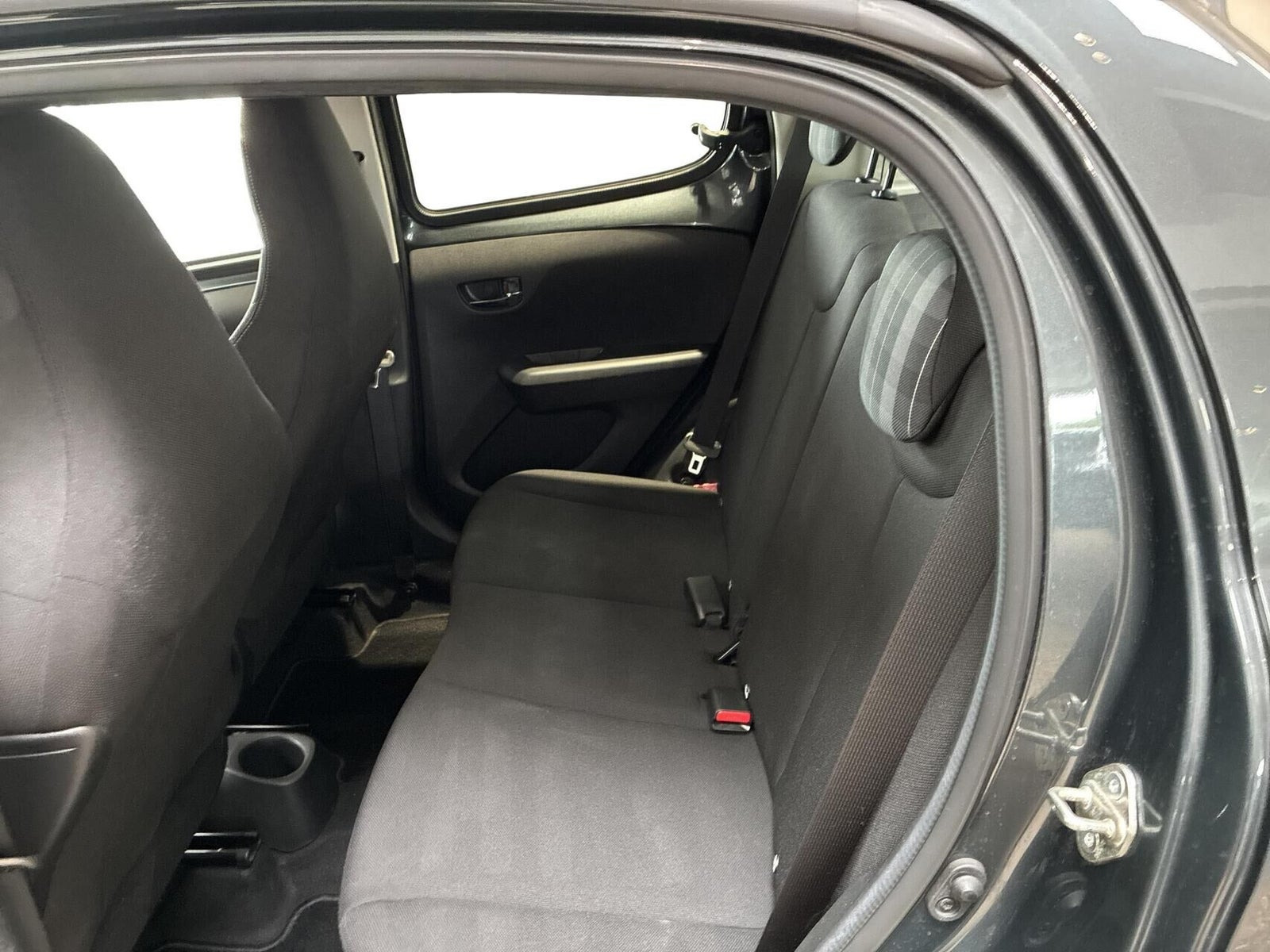 Sort Peugeot 108 fra 2020