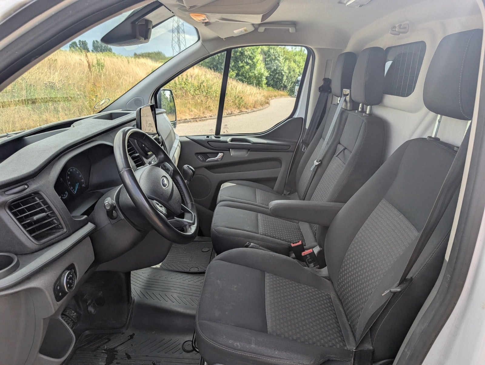 Hvid Ford Transit Custom 300 L2 fra 2023