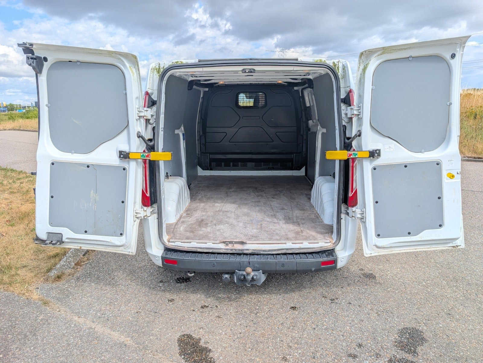 Hvid Ford Transit Custom 300 L2 fra 2023