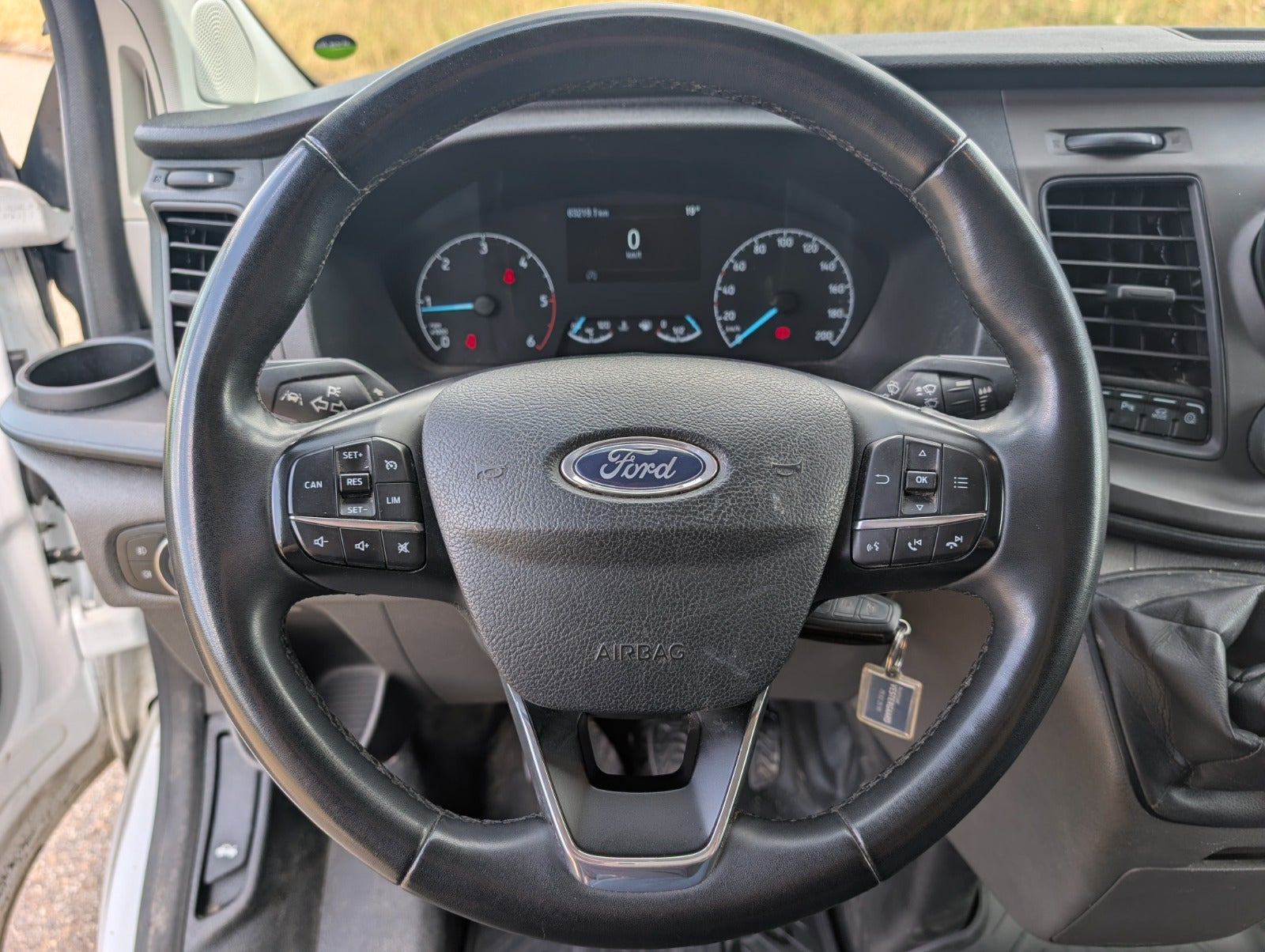 Hvid Ford Transit Custom 300 L2 fra 2021