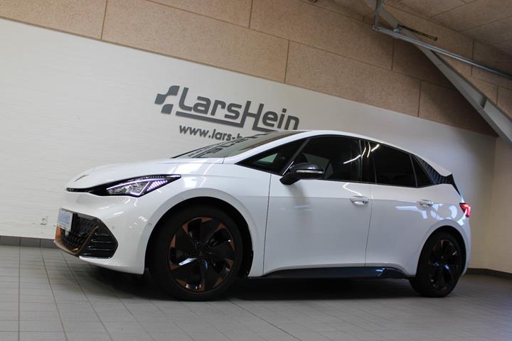 Hvid Cupra Born fra 2024