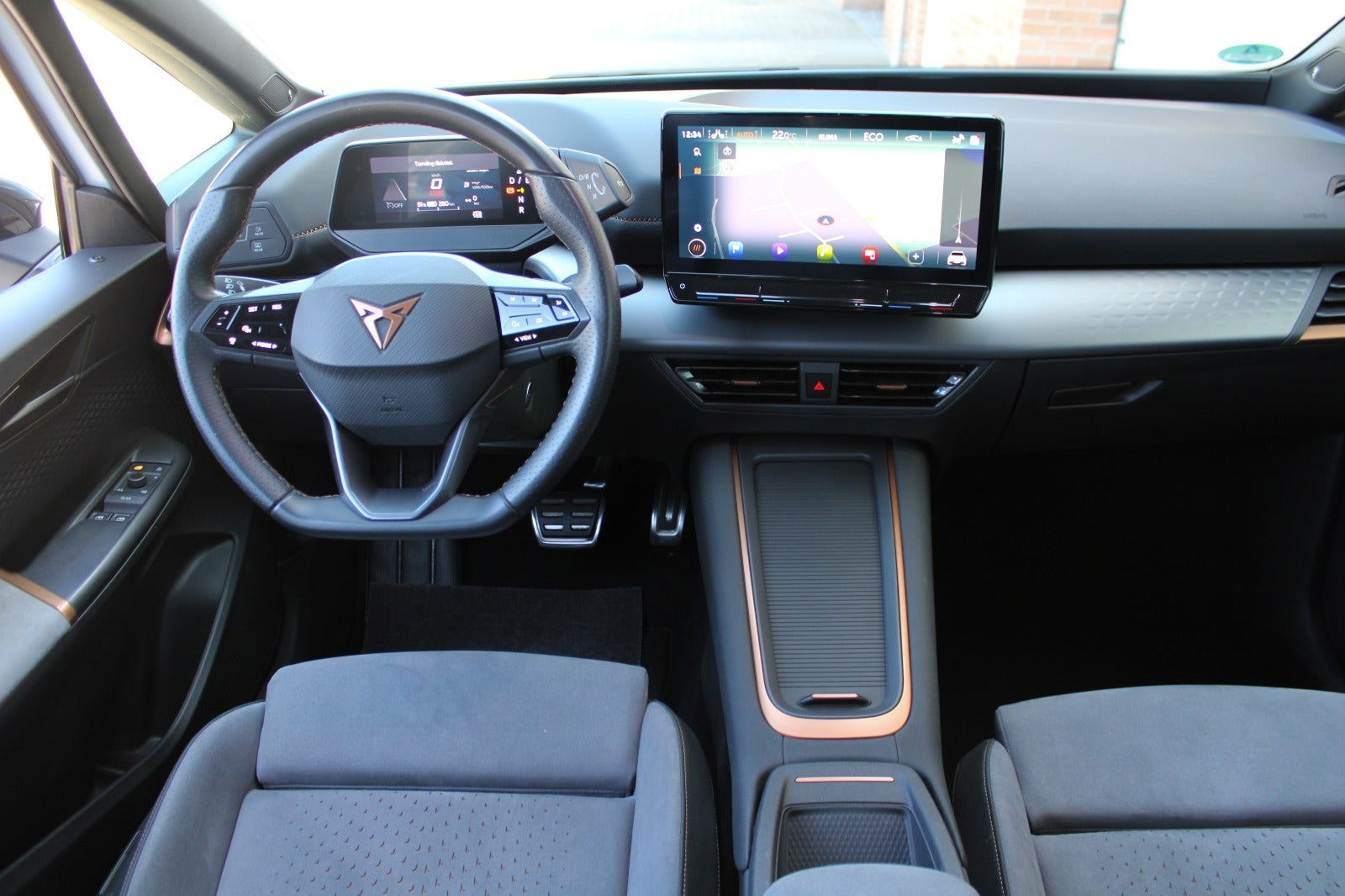 Hvid Cupra Born fra 2024