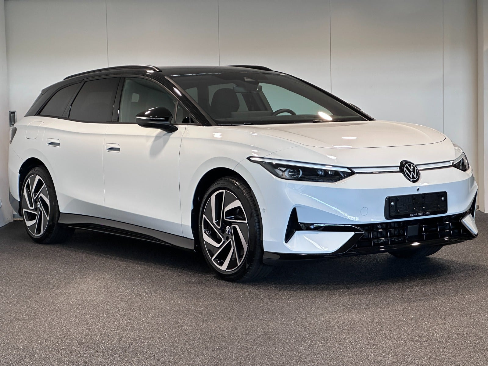 Hvid VW ID.7 fra 2025