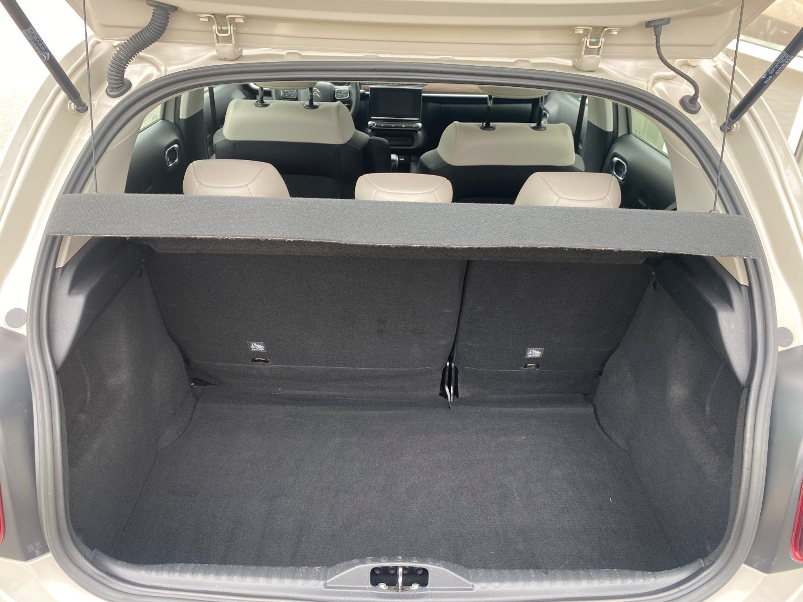 Beige Citroën C3 fra 2023