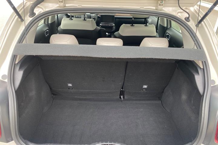 Beige Citroën C3 fra 2023