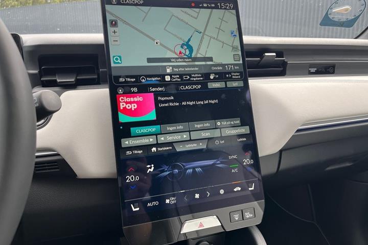 Grå Honda e:Ny1 fra 2024