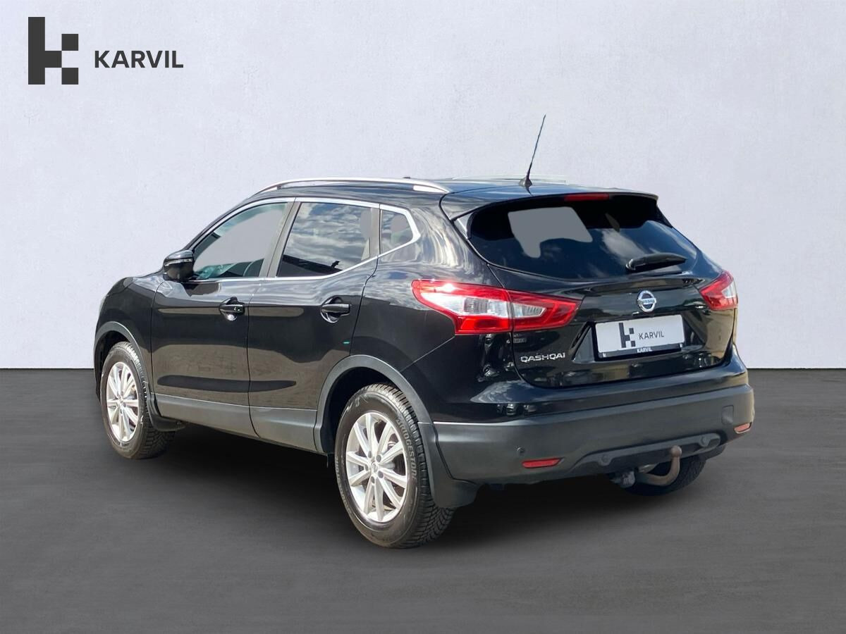 Sort Nissan Qashqai fra 2017