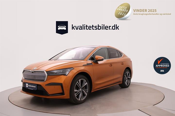 Orange Skoda Enyaq fra 2024