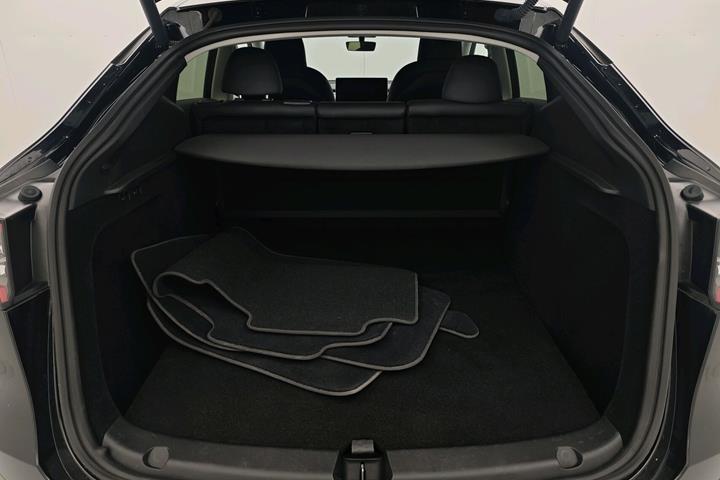 Sort Tesla Model Y fra 2023