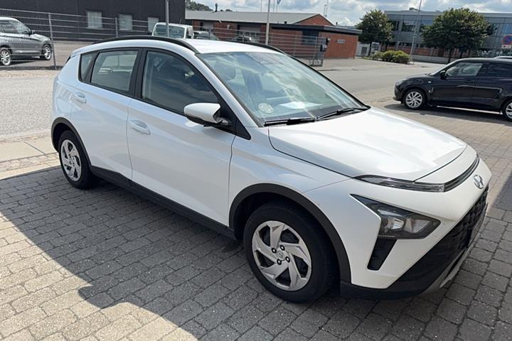 Hvid Hyundai Bayon fra 2022