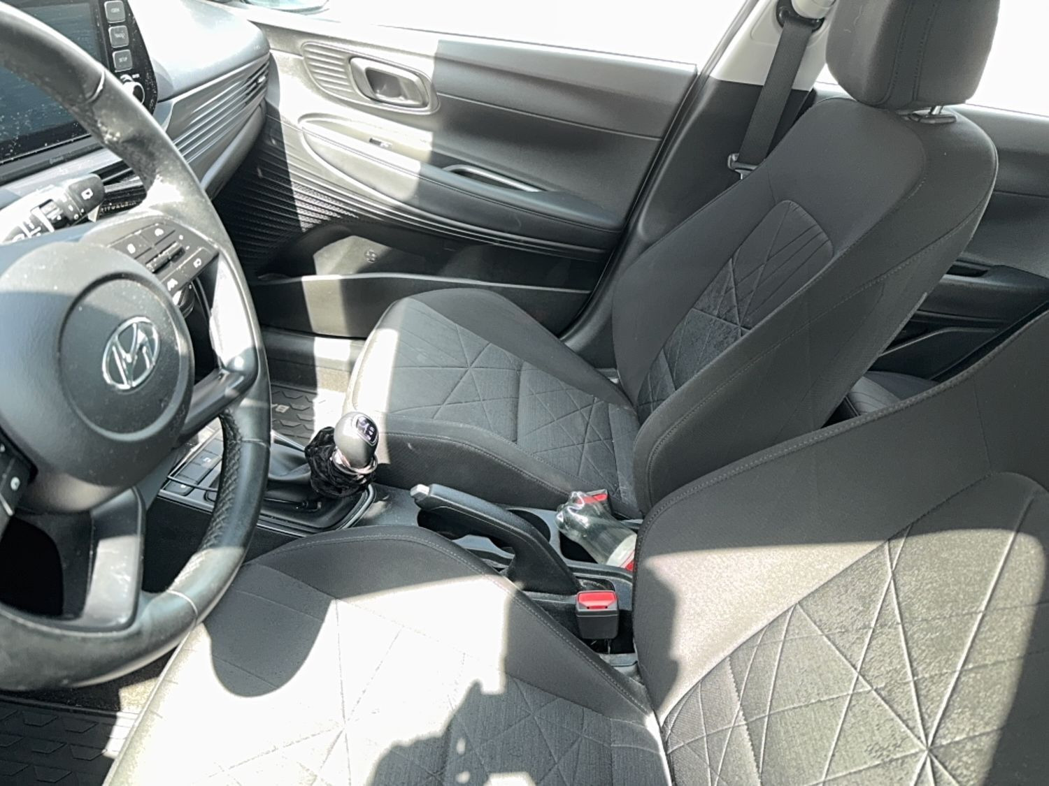 Hvid Hyundai Bayon fra 2022