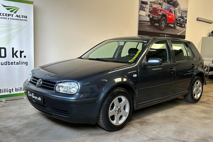 undefined VW Golf IV fra 2001 set udefra