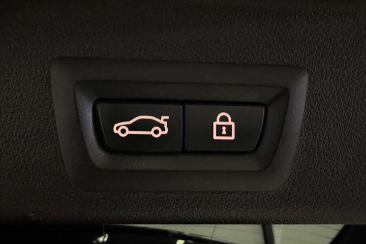 undefined BMW X5 fra 2021