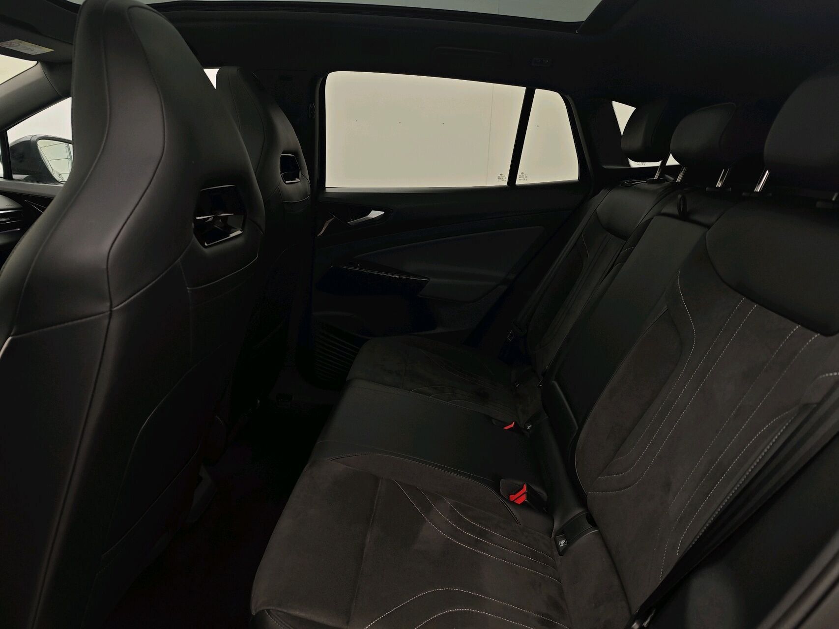 Sort VW ID.4 fra 2023