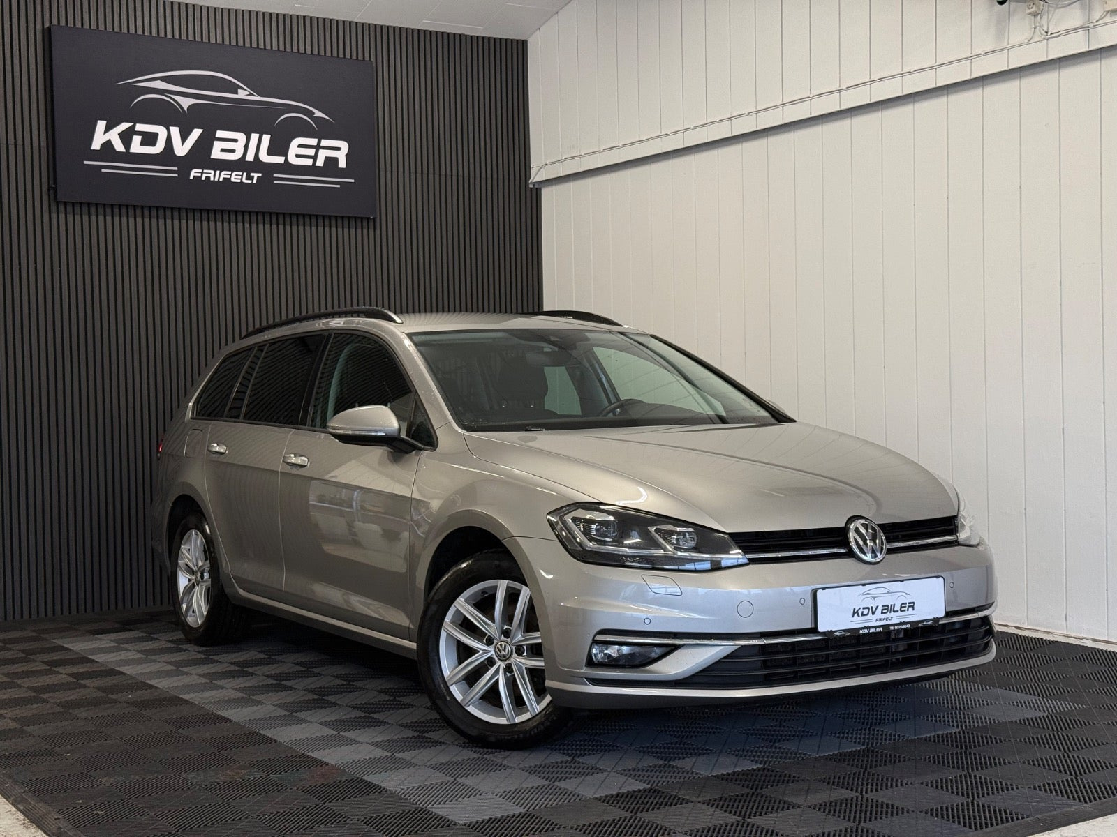 Sølv VW Golf VII fra 2018