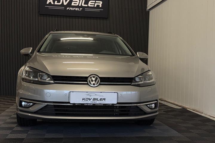 Sølv VW Golf VII fra 2018