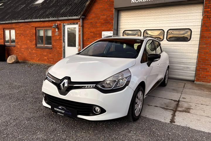 Hvid Renault Clio IV fra 2015