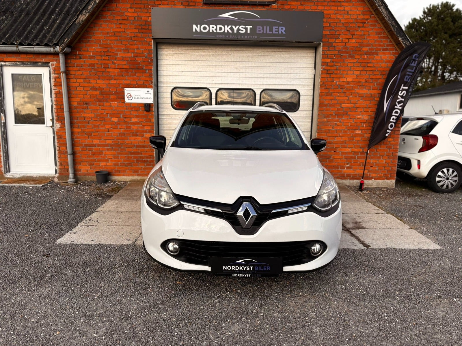 Hvid Renault Clio IV fra 2015