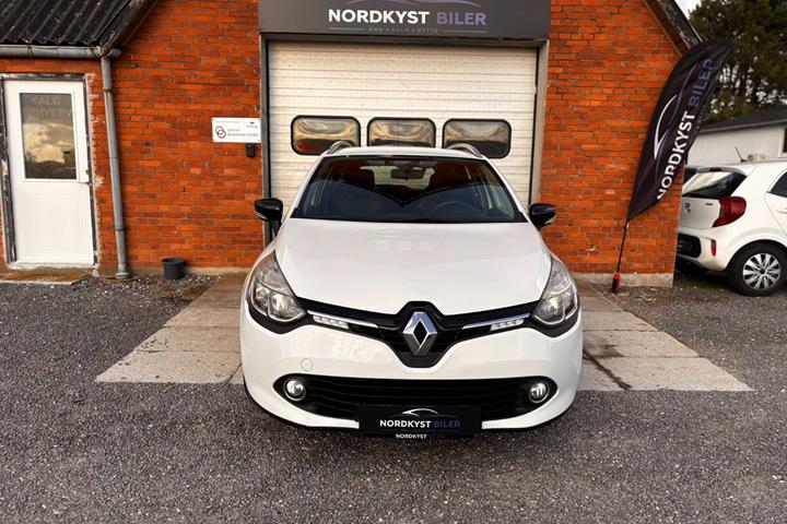 Hvid Renault Clio IV fra 2015